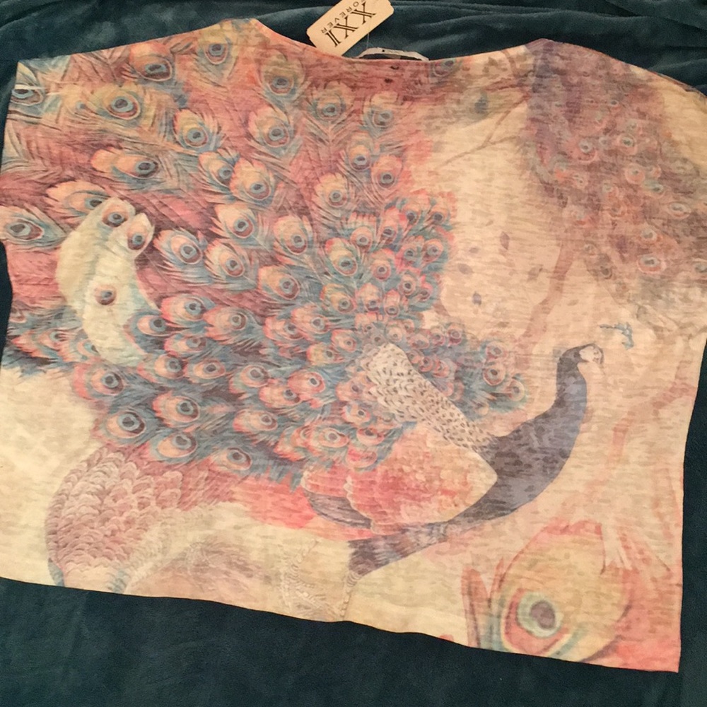 🌿 Forever 21 L Peacock burnout Tee NWT 💗